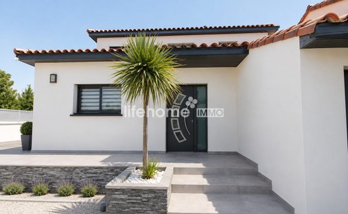 Villa in Balaruc-les-Bains, Occitania, France 1