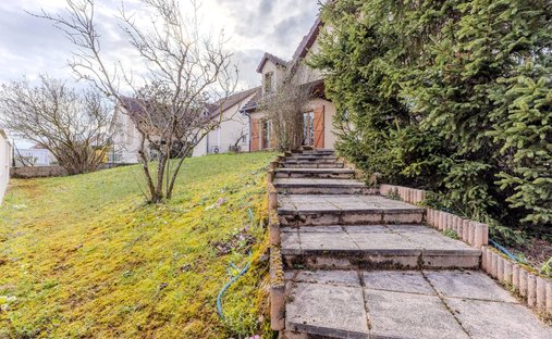Haus in Vieux Talant-Clinique, Talant, Frankreich 1