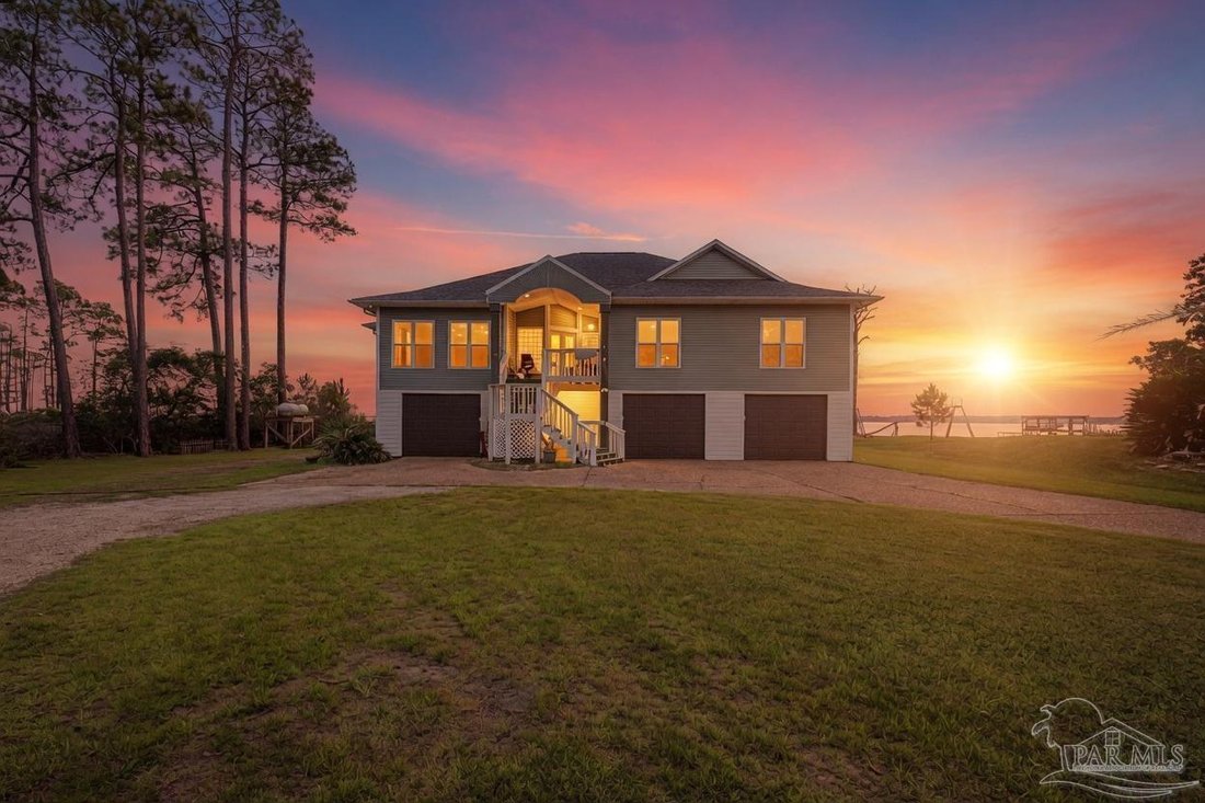 House in Milton, Florida, United States 1 - 18223603