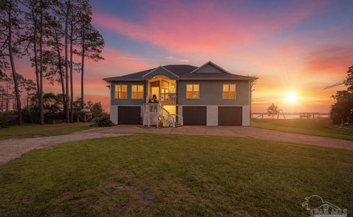 House in Milton, Florida, United States 1