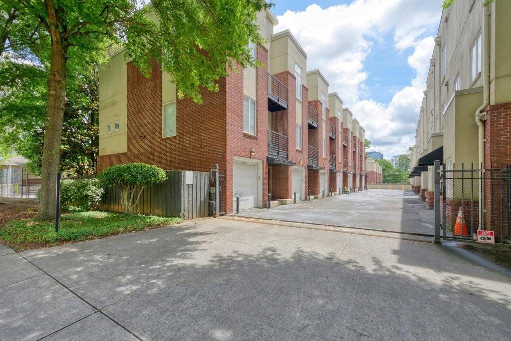 Condo in Atlanta, Georgia, United States 4 - 18225704