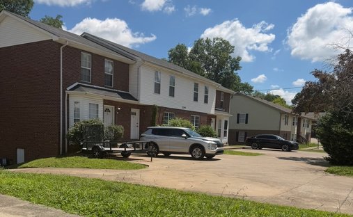 Clarksville, Tennessee, United States 1
