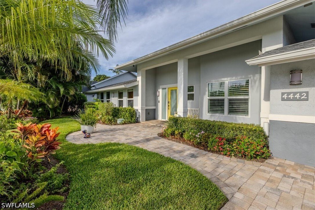 Condo in Naples, Florida, United States 5 - 18225789