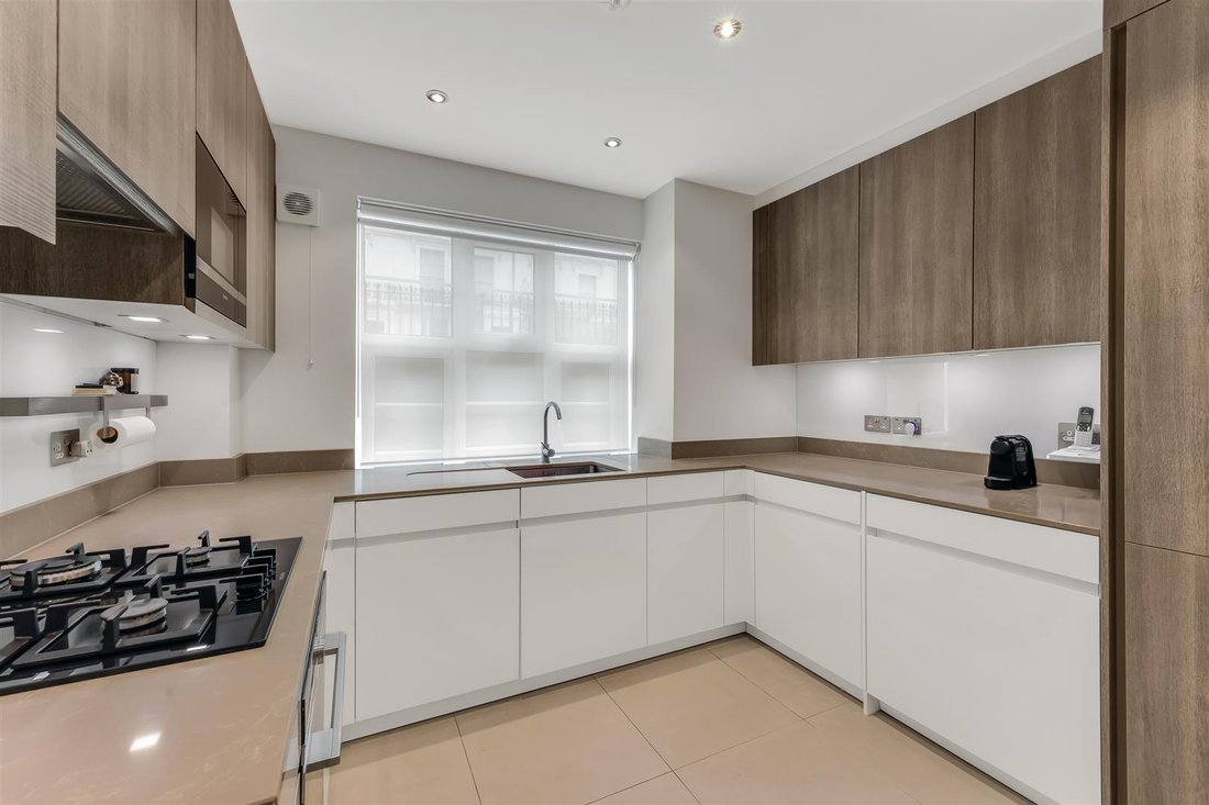 House in West Hampstead, Camden, England 4 - 18225281