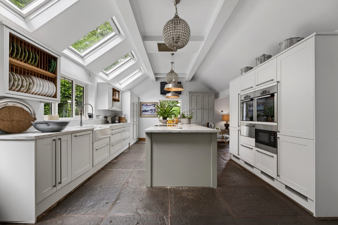 Country House in Stone, Wolverley, England 4 - 18230016