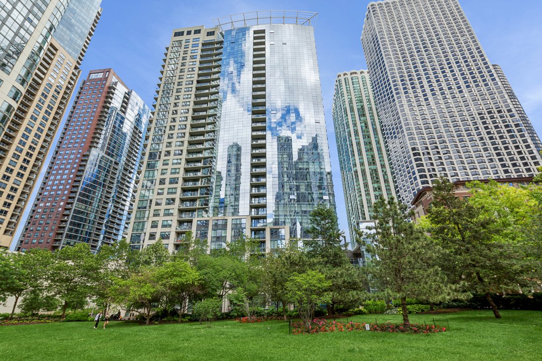 Condo in Chicago, Illinois, United States 1 - 18227033