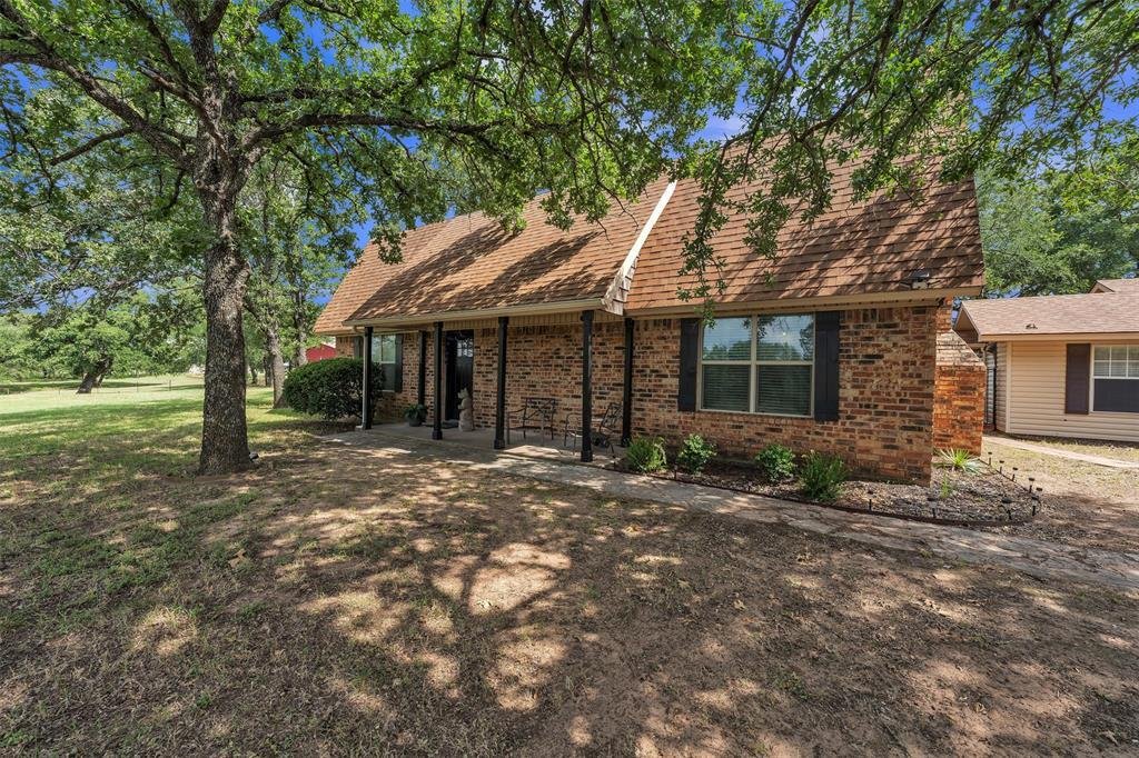 House in Granbury, Texas, United States 2 - 18226686