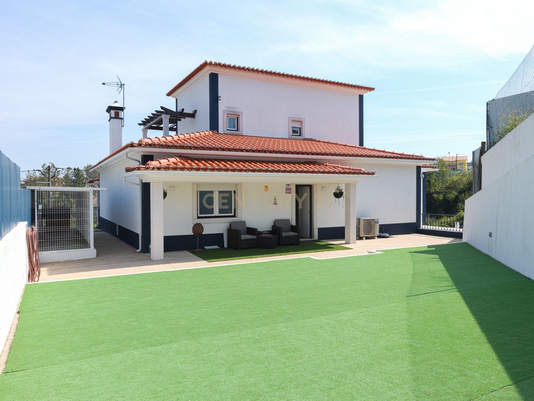 Villa in Tomar (Sao Joao Baptista) e Santa Maria dos Olivais, Santarem District, Portugal 4 - 18230534