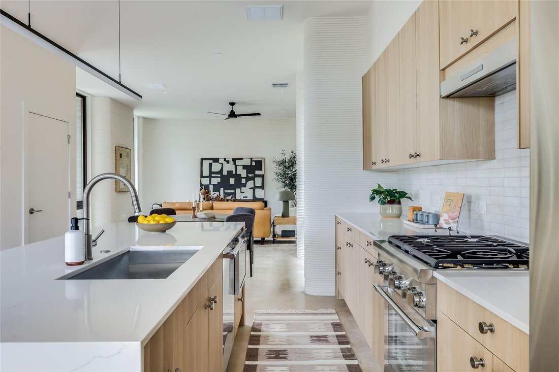 House in Austin, Texas, United States 5 - 18231980