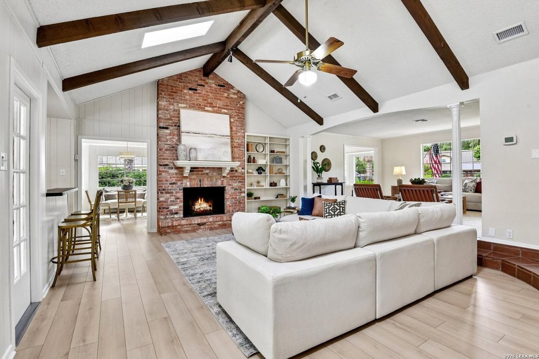 House in San Antonio, Texas, United States 3 - 18230950