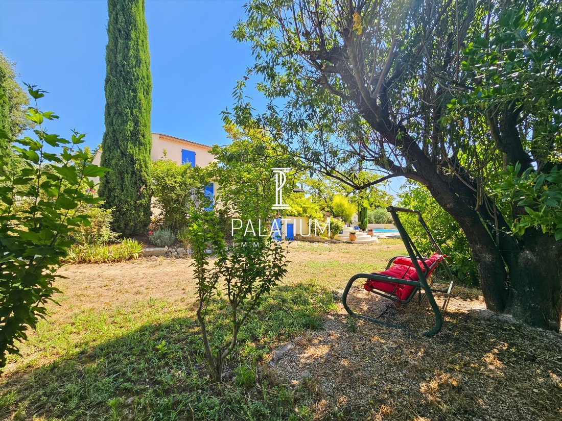 House in Lauris, Provence-Alpes-Côte d'Azur, France 1 - 18229209