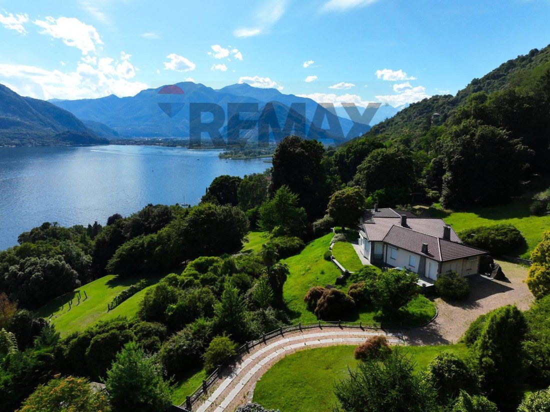 Villa in Verbania, Piedmont, Italy 1 - 17006617