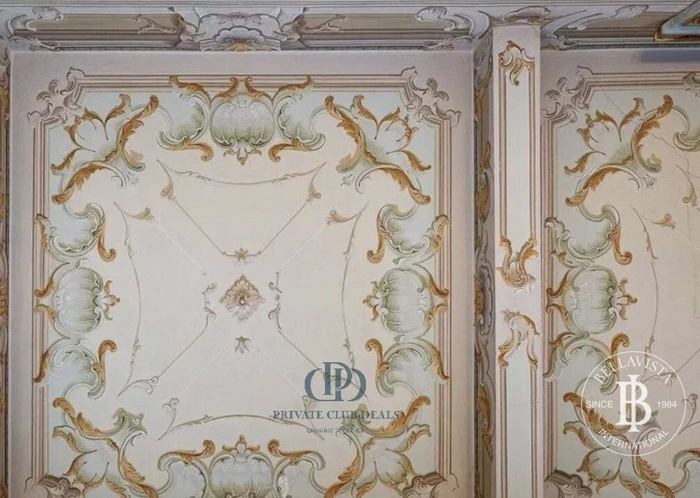 Villa in San Fermo della Battaglia, Lombardy, Italy 5 - 11419742