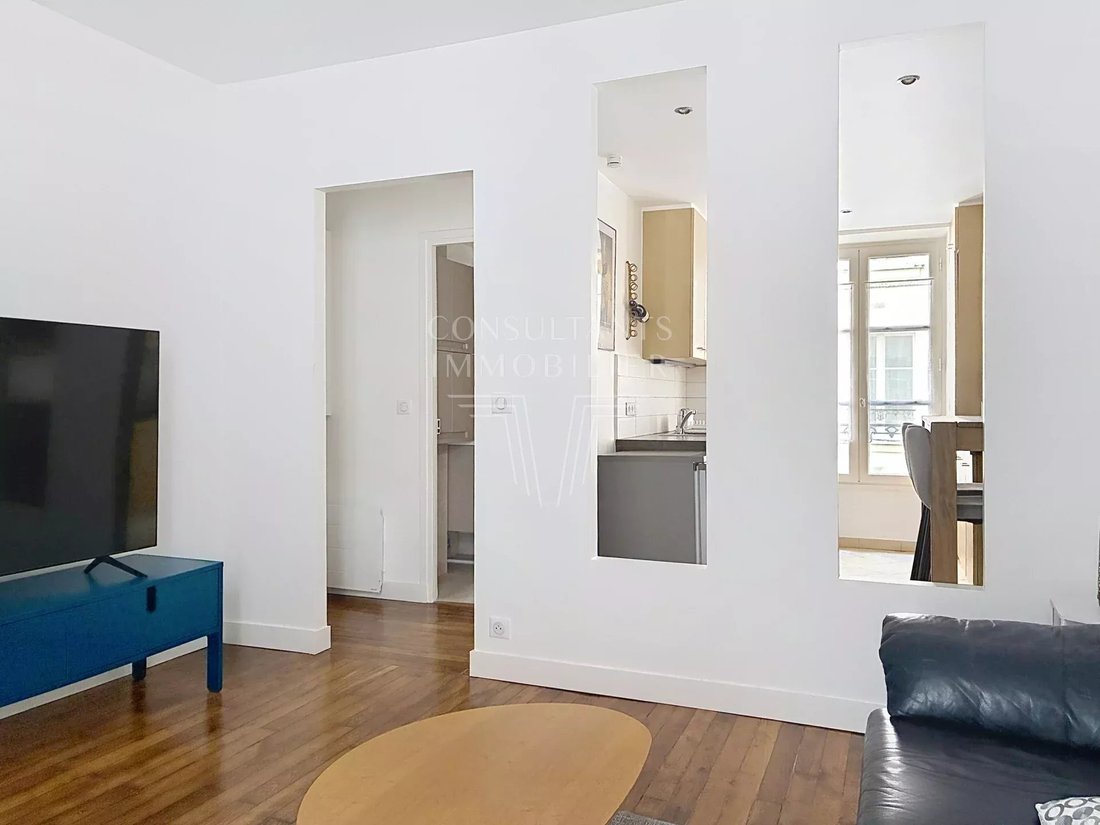 Apartment in Gros Caillou, Paris 7e Arrondissement, Paris 2 - 18224276