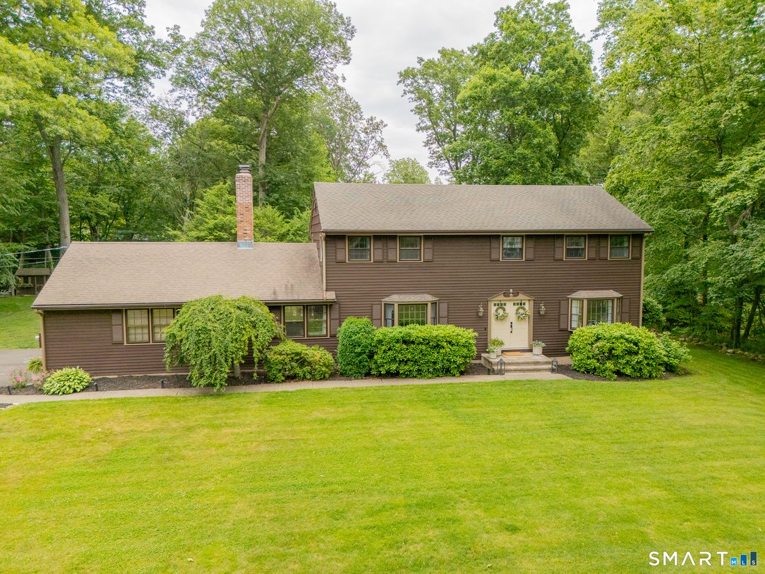 House in Stratford, Connecticut, United States 1 - 18229681