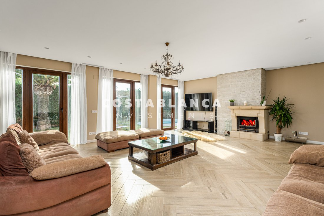 Villa in Finestrat, Valencian Community, Spain 3 - 17946760