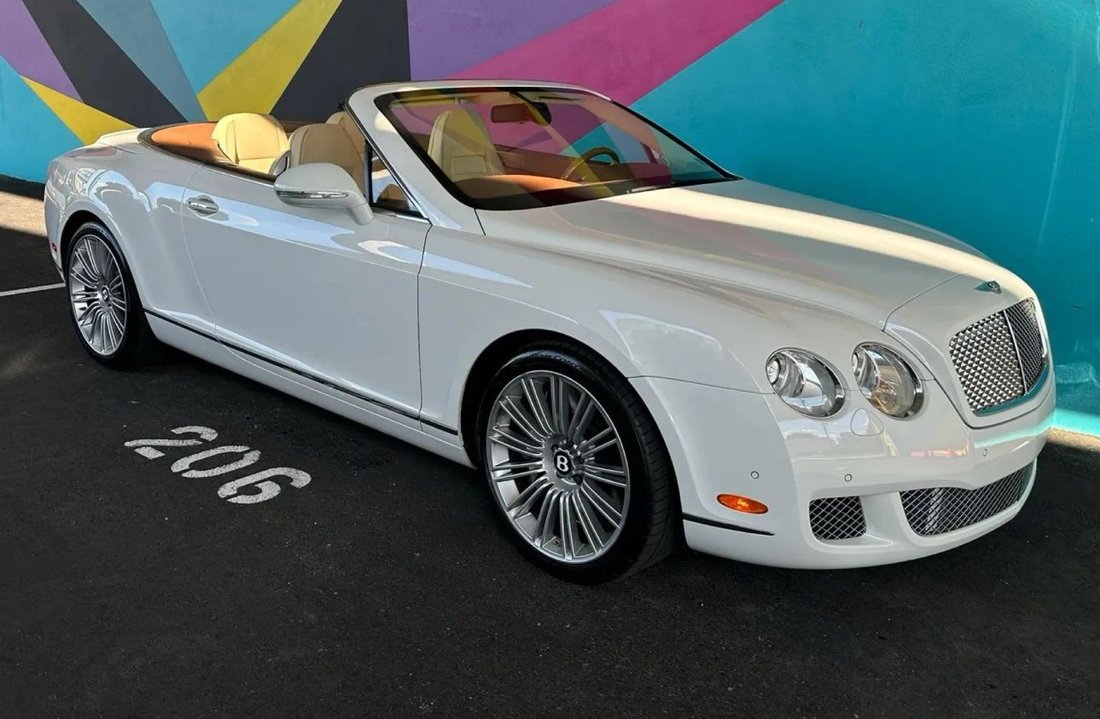 Cabriolet in Kearny, NJ, United States 1 - 18233091
