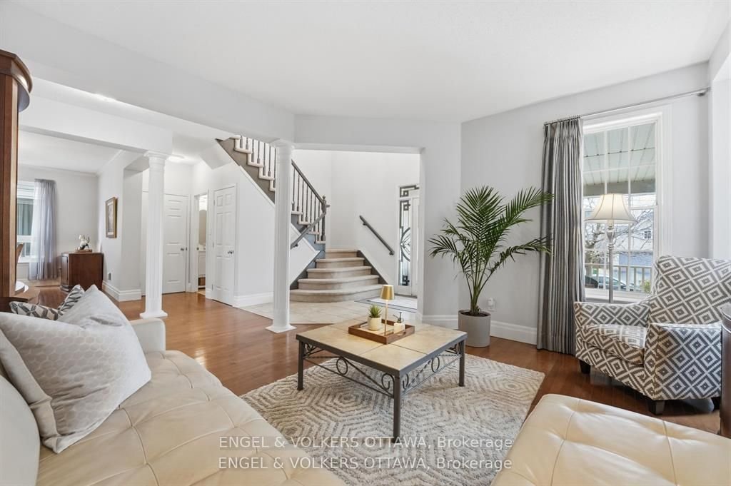 House in Ottawa, Ontario, Canada 4 - 18230607