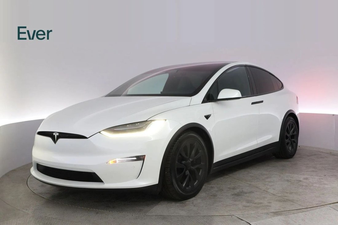 Suv in San Francisco, CA, United States 2 - 18001035