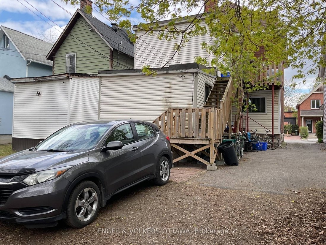 Apartment in Ottawa, Ontario, Canada 2 - 18230551