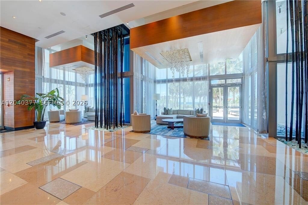 Condo in Miami Beach, Florida, United States 5 - 18226378