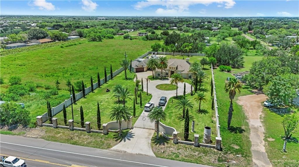 House in Elsa, Texas, United States 5 - 18226714
