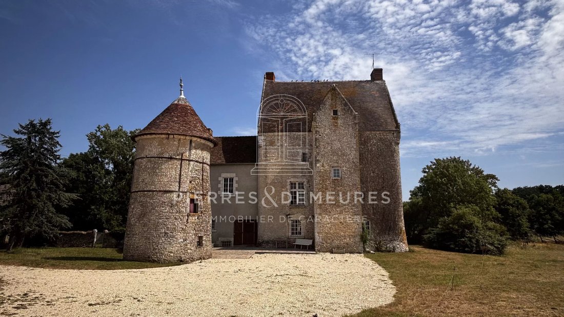 Corps de ferme à Centre Ville - Les Marins, Châteauroux, France 2 - 16678052
