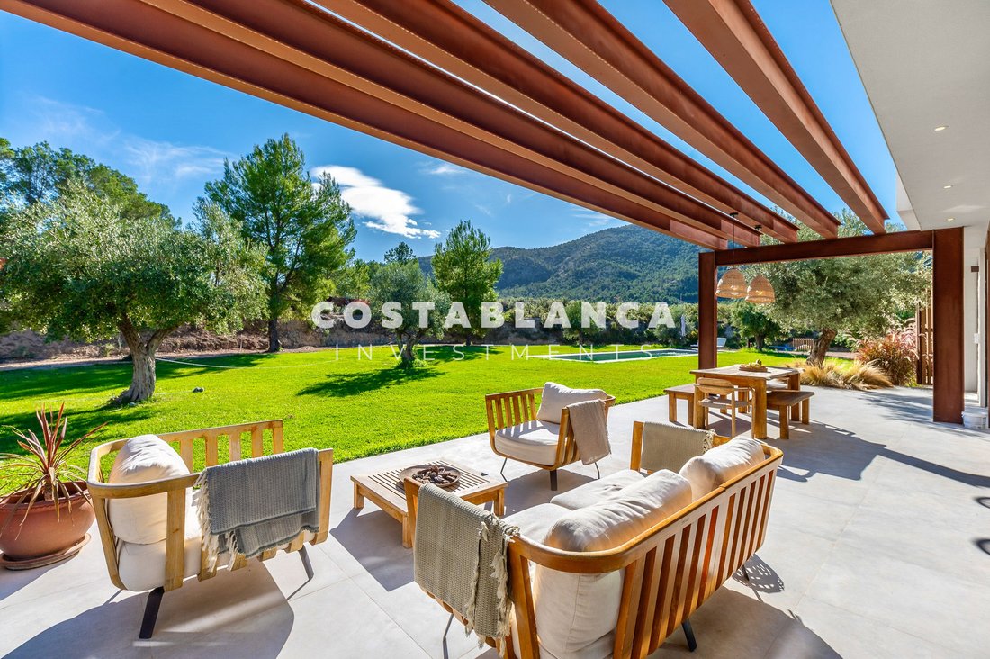 Villa in Finestrat, Valencian Community, Spain 3 - 17946649