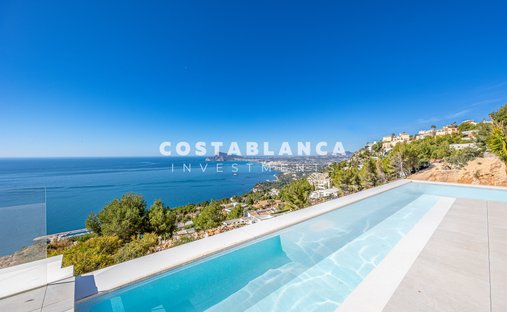Villa in Zona de Mascarat, Valencian Community, Spain 1