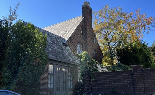 House in New York, New York, United States 1