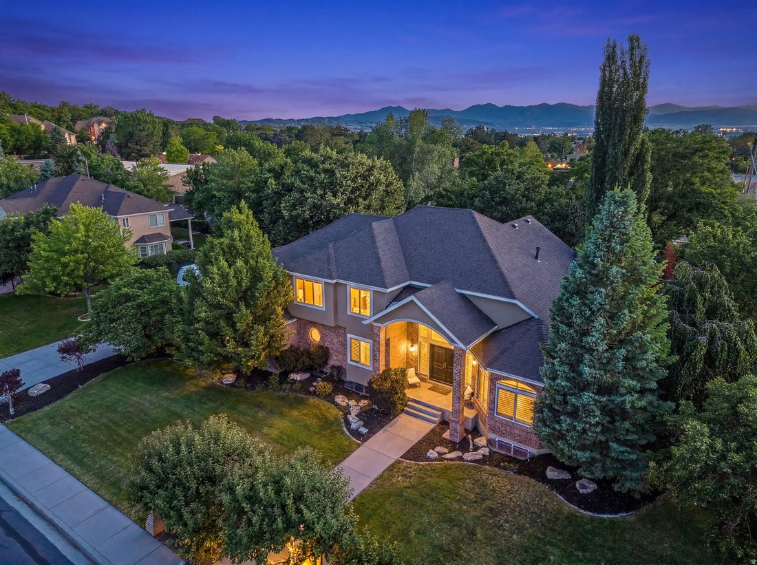 House in Sandy, Utah, United States 2 - 18225555