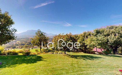 Villa in Gap, Provence-Alpes-Côte d'Azur, France 1