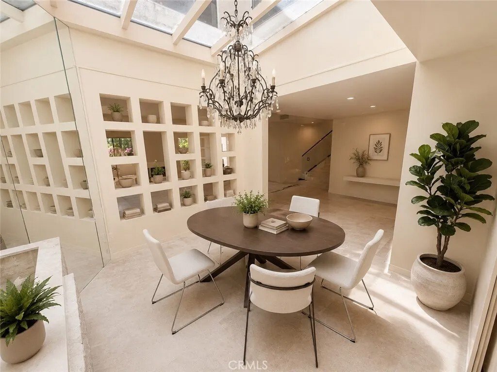 Condo in Los Angeles, California, United States 5 - 18229795