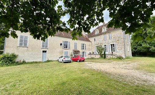 Villa in Balloy, Ile-de-France, France 1