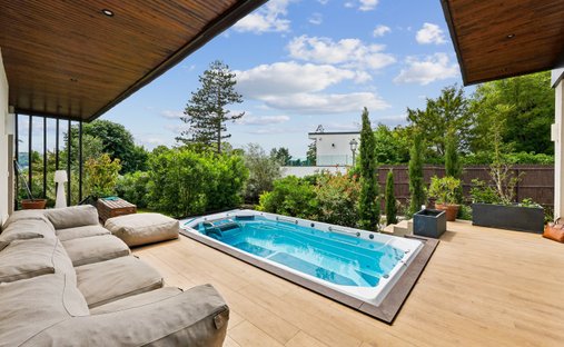 House in Beau Site-Pommerets-Binelles, Sevres, France 1