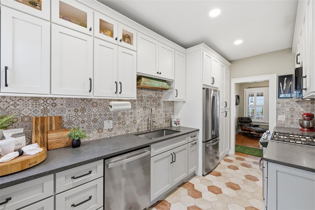 House in Tampa, Florida, United States 5 - 18226872