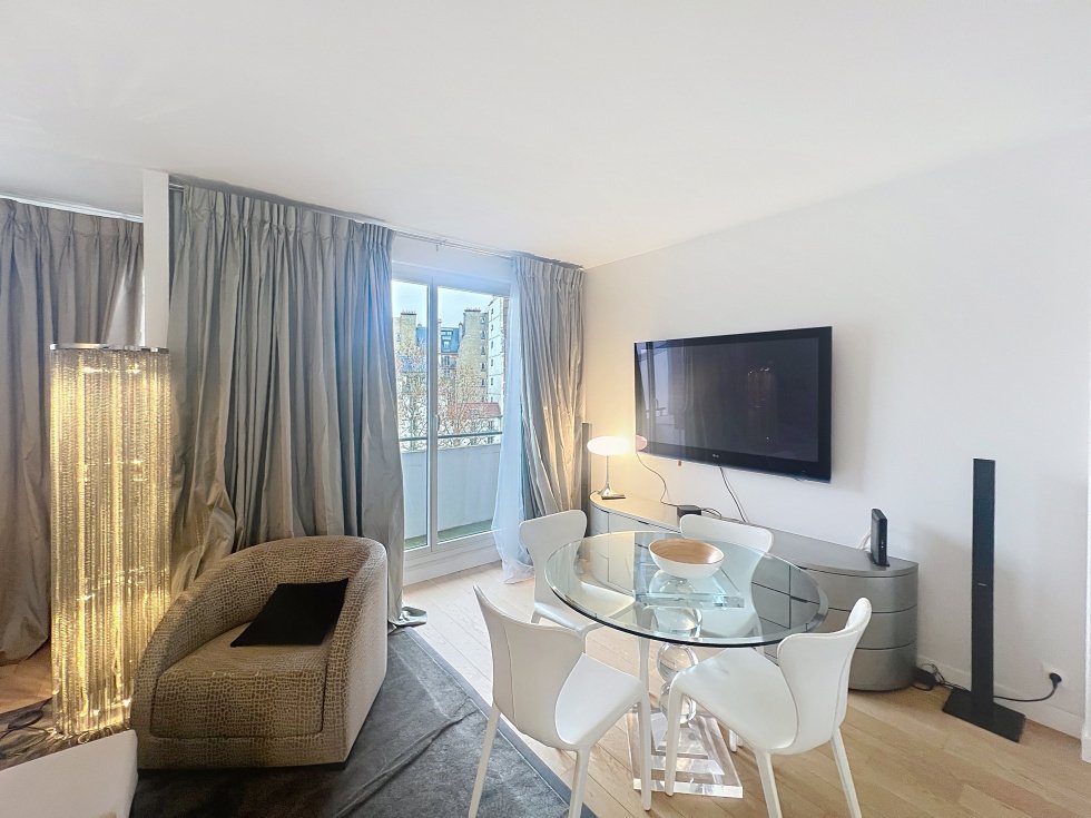 Apartment in La Plaine des Sablons, Neuilly-sur-Seine, France 3 - 18226236