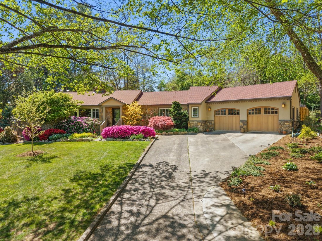 House in Asheville, North Carolina, United States 1 - 18230253