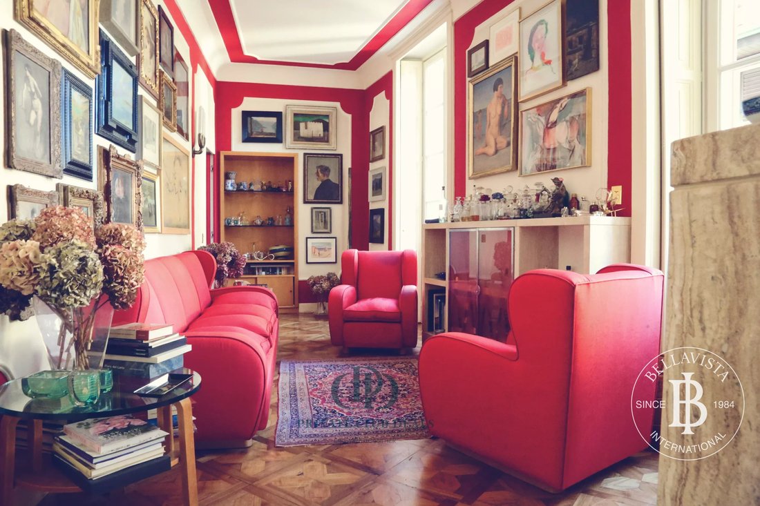 House in Historic Center, Como, Lombardy 3 - 15132594