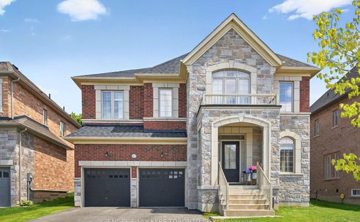Haus in Newmarket, Ontario, Kanada 1
