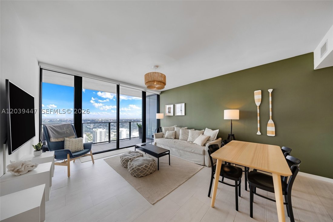 Condo in Miami, Florida, United States 4 - 18226346