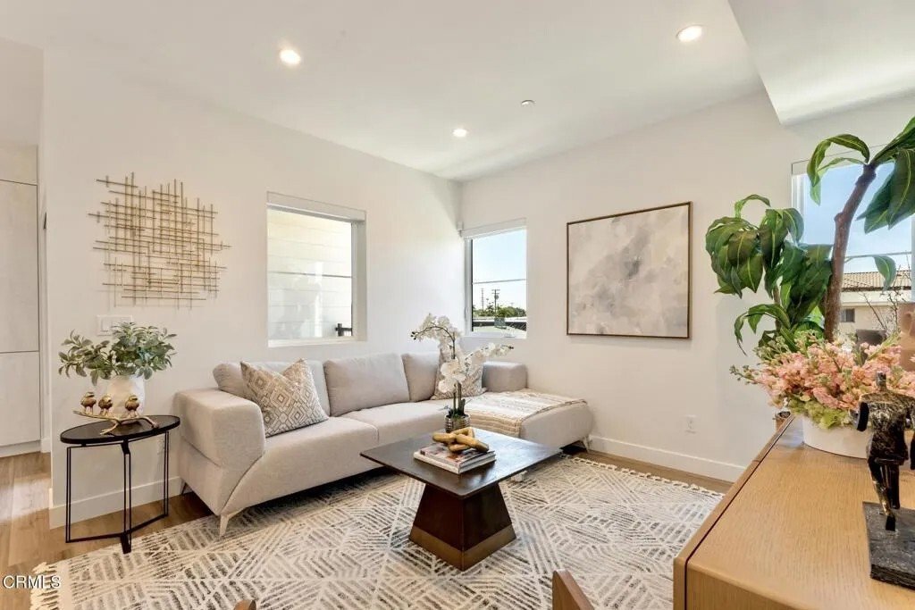 Condo in San Gabriel, California, United States 5 - 18232003
