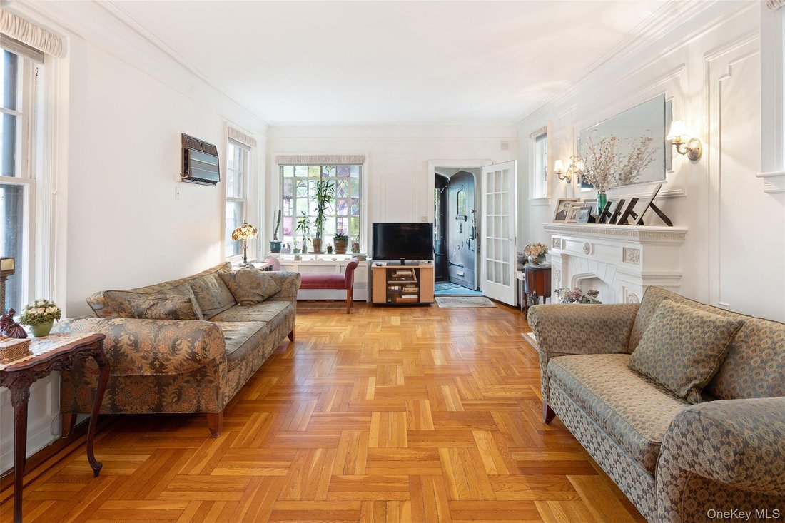 House in New York, New York, United States 3 - 18233759