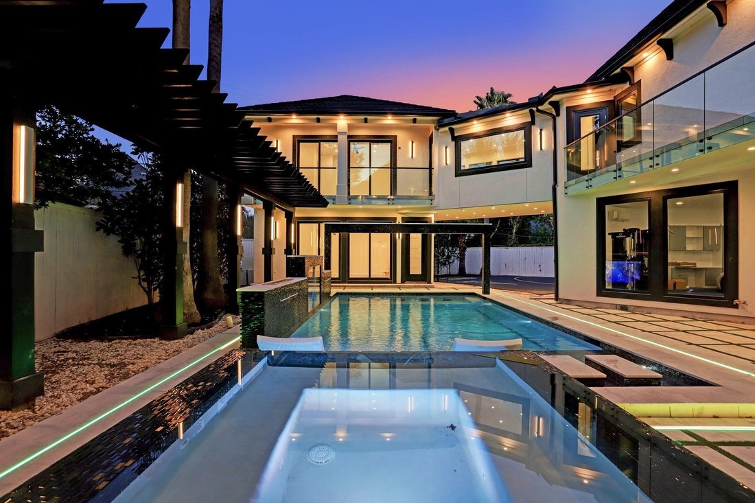 House in Houston, Texas, United States 1 - 18226572
