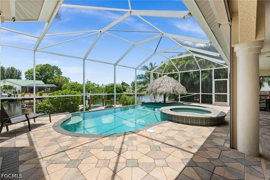 House in Cape Coral, Florida, United States 3 - 18224581