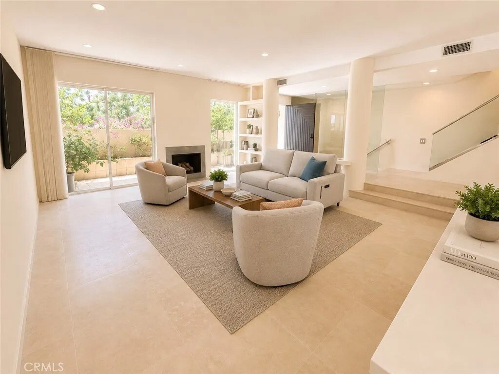 Condo in Los Angeles, California, United States 3 - 18229795
