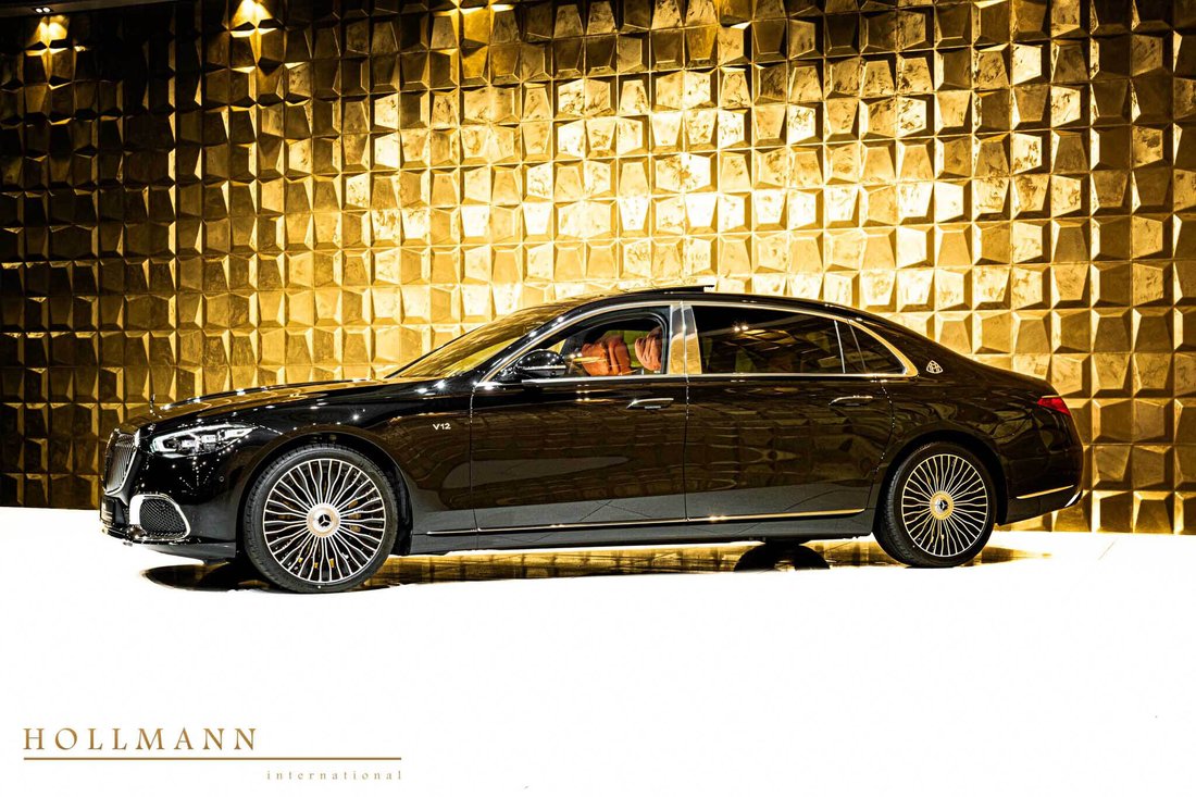 Limousine in Stuhr, Germany 3 - 18231955
