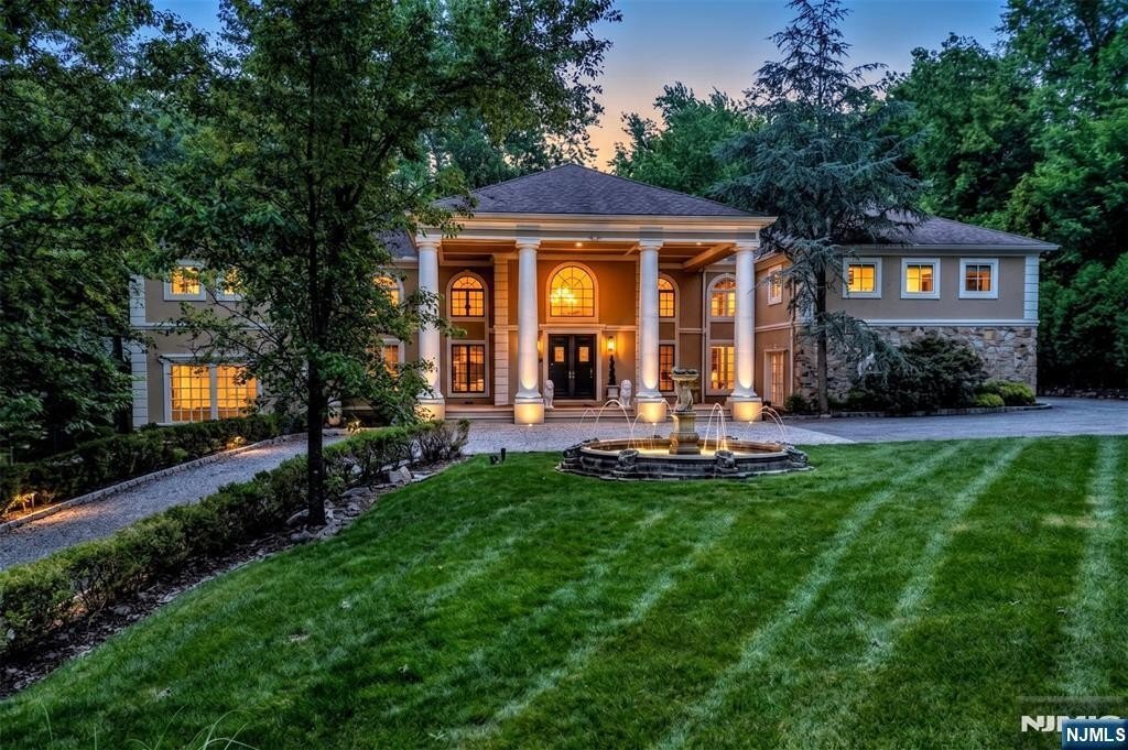 House in Saddle River, New Jersey, United States 1 - 18228926
