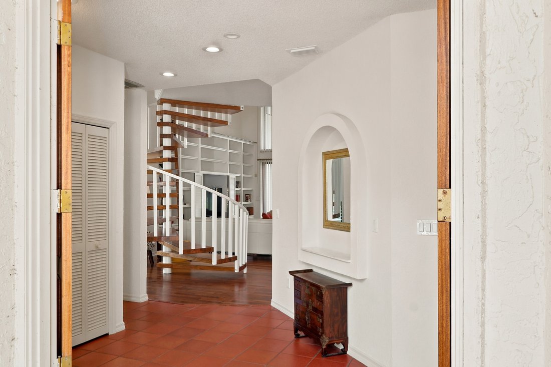 House in Zephyrhills, Florida, United States 5 - 18224043
