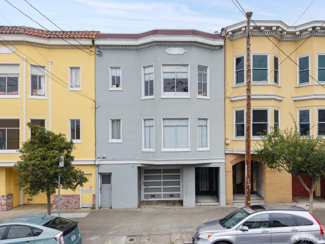 San Francisco, California, United States 1 - 18226277